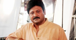 জীবন চালাতে দাপুটে এমপি এখন যাত্রার অভিনয়ে! জীবন চালাতে দাপুটে এমপি এখন যাত্রার অভিনয়ে!