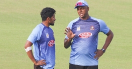 এখনও ‘ম্যানকাড’ আউটের বিরুদ্ধে বাংলােদেশের বোলিং কোচ