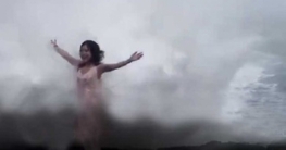 ছবি তুলতে গিয়ে ঢেউয়ে ভেসে যাওয়া তরুণীর ভিডিও ভাইরাল