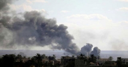 আত্মসমর্পণ করল ১৫০ আইএস যোদ্ধা