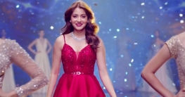 আবারও বিতর্কিত আনুশকা