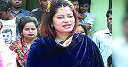 মাঠে মাশরাফিপত্নী