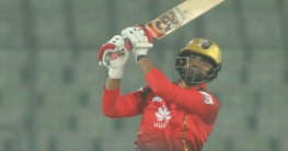 জমাট ম্যাচে খুলনাকে হারাল কুমিল্লা