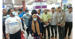 এবার হাতকড়া ও শেকল পরিয়ে পাঠানো হল ৩৯ জনকে