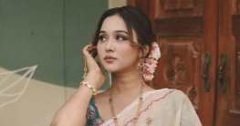 মনোনয়ন না পেয়ে যা বললেন অভিনেত্রী চমক