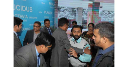 ফ্ল্যাট বুঝিয়ে না দেওয়ায়ডোম-ইনোর স্টলে জমির মালিকের হানা