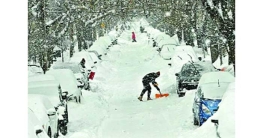 ভয়ংকর তুষার ঝড়ের হুমকিতে যুক্তরাষ্ট্র