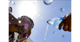 আরও ৩ দিন থাকতে পারে তাপপ্রবাহ আরও ৩ দিন থাকতে পারে তাপপ্রবাহ