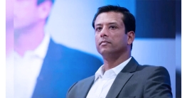 জয়ের গাড়িবিলাস যুক্তরাষ্ট্রে