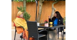 দাদিকে নিয়ে আবেগঘন তারেক কন্যা