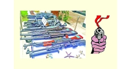 অবৈধ অস্ত্রে আতঙ্ক