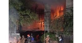 প্রথম আলো ও ডেইলি স্টারে ভাঙচুর, অগ্নিসংযোগ প্রথম আলো ও ডেইলি স্টারে ভাঙচুর, অগ্নিসংযোগ