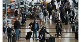 দ্বিতীয় দিনেও যুক্তরাষ্ট্রে ১ হাজারের বেশি ফ্লাইট বাতিল! দ্বিতীয় দিনেও যুক্তরাষ্ট্রে ১ হাজারের বেশি ফ্লাইট বাতিল!