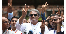 আরাফাতকে নির্বাচিত ঘোষণা আরাফাতকে নির্বাচিত ঘোষণা