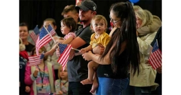 সোয়া লাখের বদলে ৭৫০০ শরণার্থীকে আশ্রয় দেবে যুক্তরাষ্ট্র