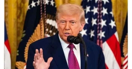 বেশ কিছু খাদ্যপণ্যে ট্রাম্পের শুল্ক প্রত্যাহার বেশ কিছু খাদ্যপণ্যে ট্রাম্পের শুল্ক প্রত্যাহার