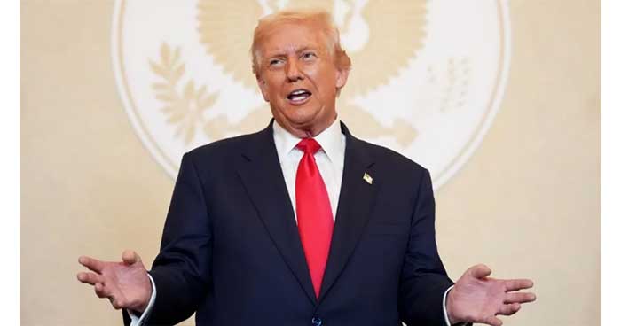 ইরানে আজ ‘কঠোর আঘাত হানার’ হুমকি দিলেন ট্রাম্প